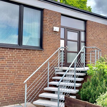 Moderner Bungalow, 20 Minuten Bis Hannover City, 24H Check-In Garbsen Dış mekan fotoğraf