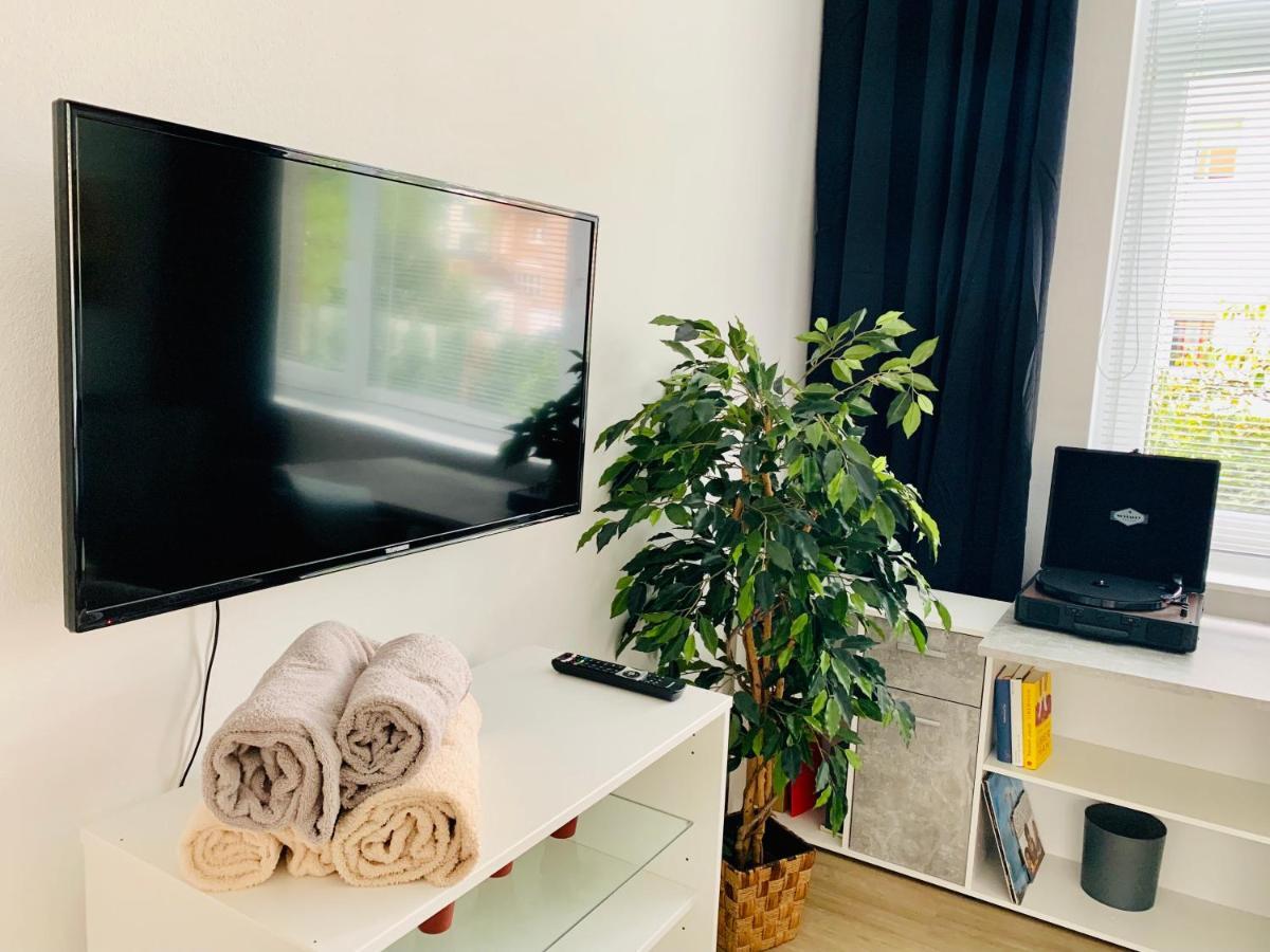 Moderner Bungalow, 20 Minuten Bis Hannover City, 24H Check-In Garbsen Dış mekan fotoğraf
