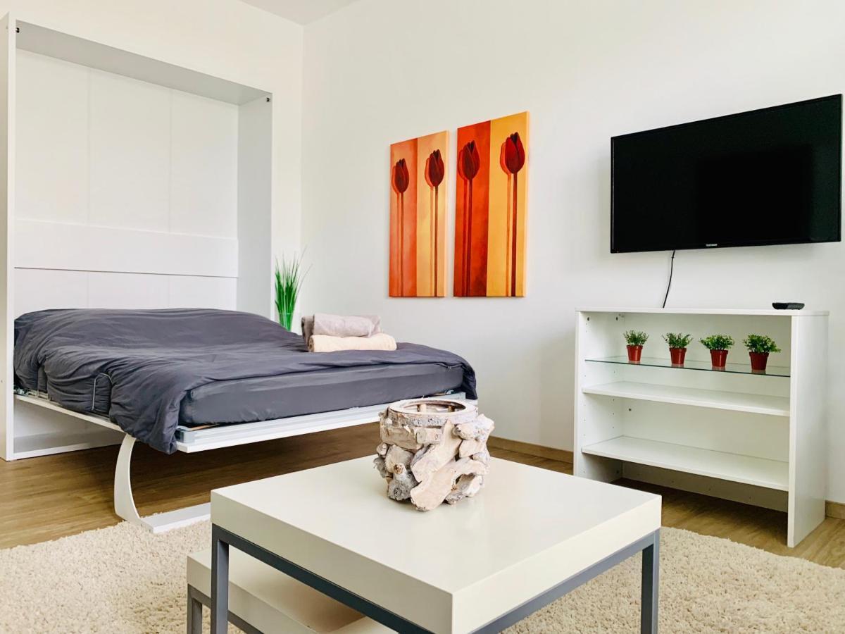 Moderner Bungalow, 20 Minuten Bis Hannover City, 24H Check-In Garbsen Dış mekan fotoğraf
