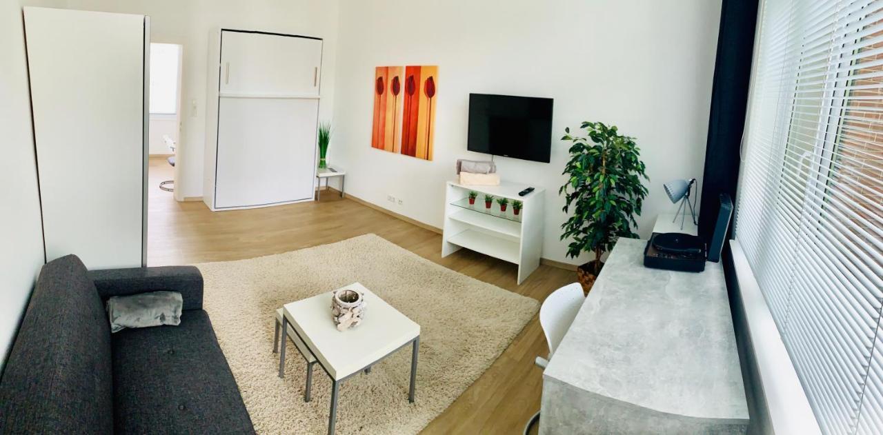 Moderner Bungalow, 20 Minuten Bis Hannover City, 24H Check-In Garbsen Dış mekan fotoğraf